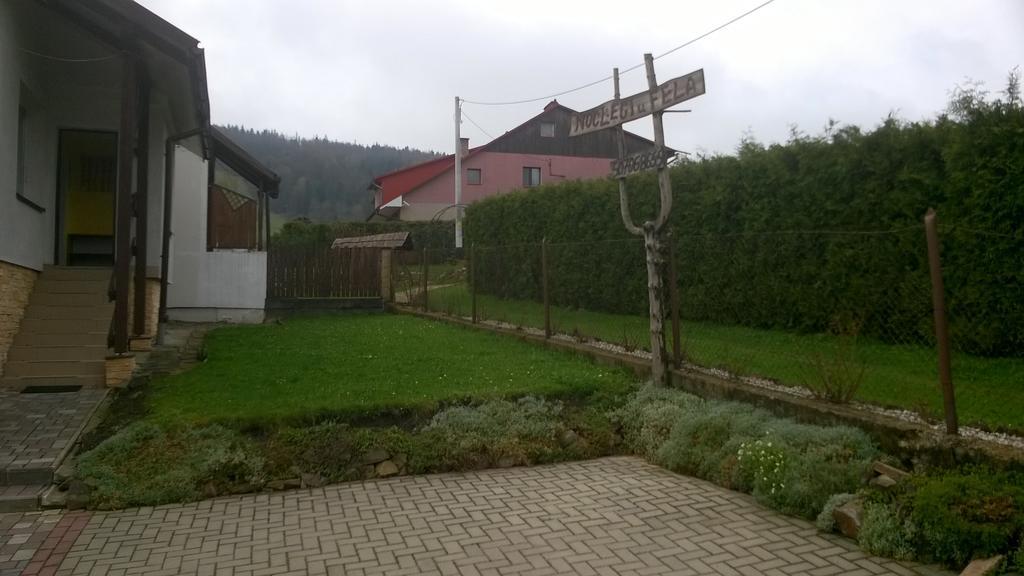 Noclegi U Fela Ustrzyki Dolne Exterior photo